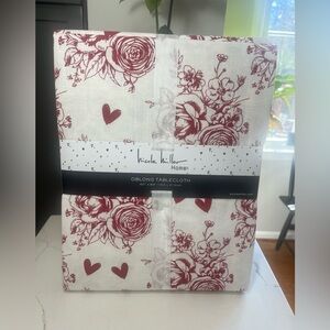 Nicolle Miller Valentines Tablecloth 60”x84” Red Roses & Hearts 100% Cotton NWT